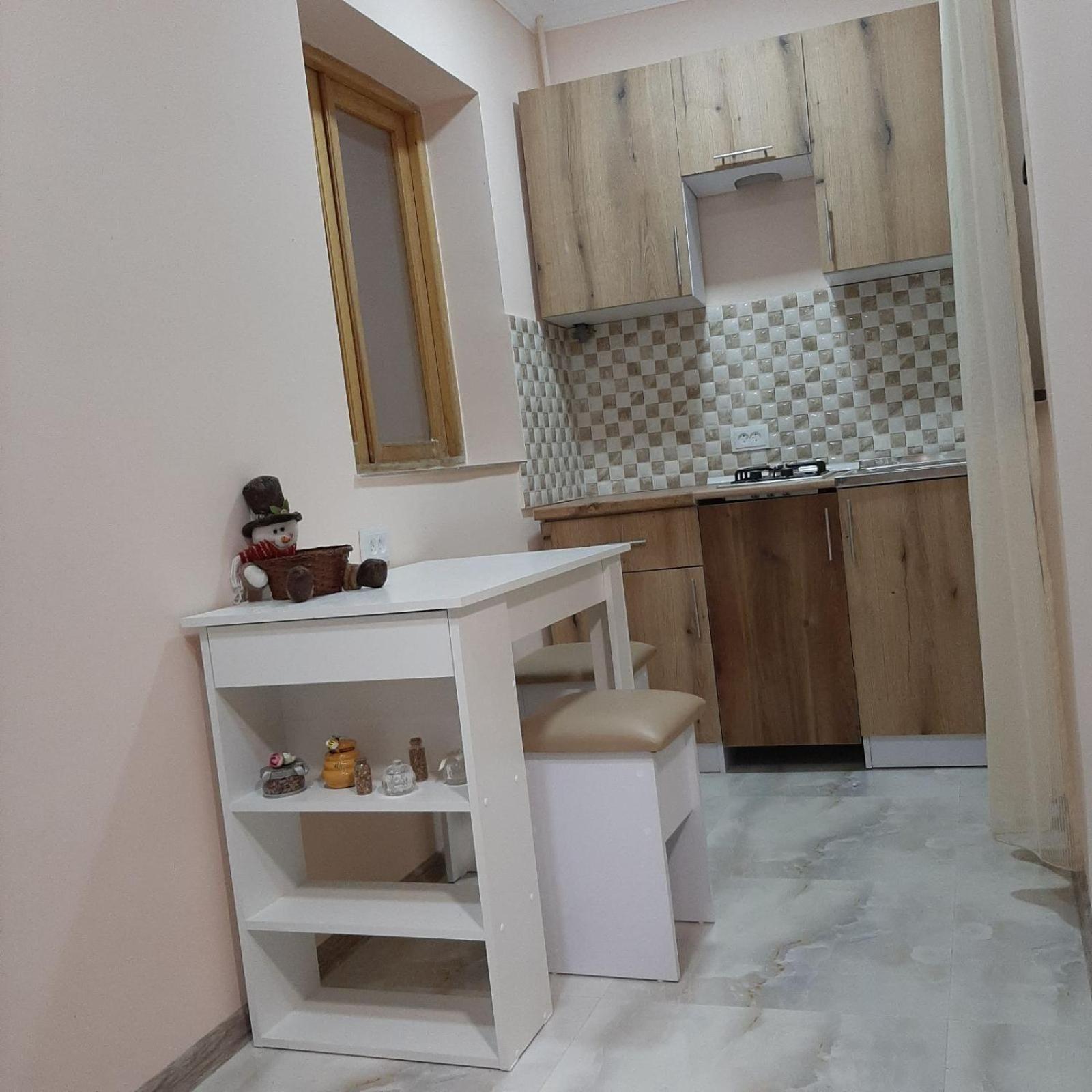 Lyucie Guest House イジェヴァン エクステリア 写真
